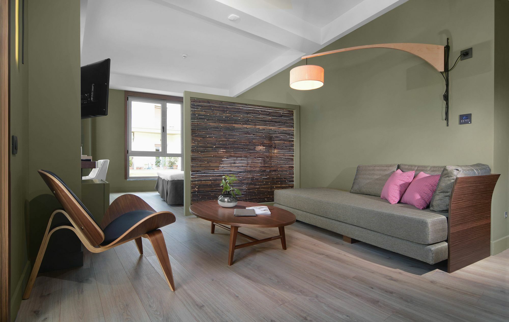 Lake Spirit Boutique Hotel & Spa อิโออันนินา ภายนอก รูปภาพ