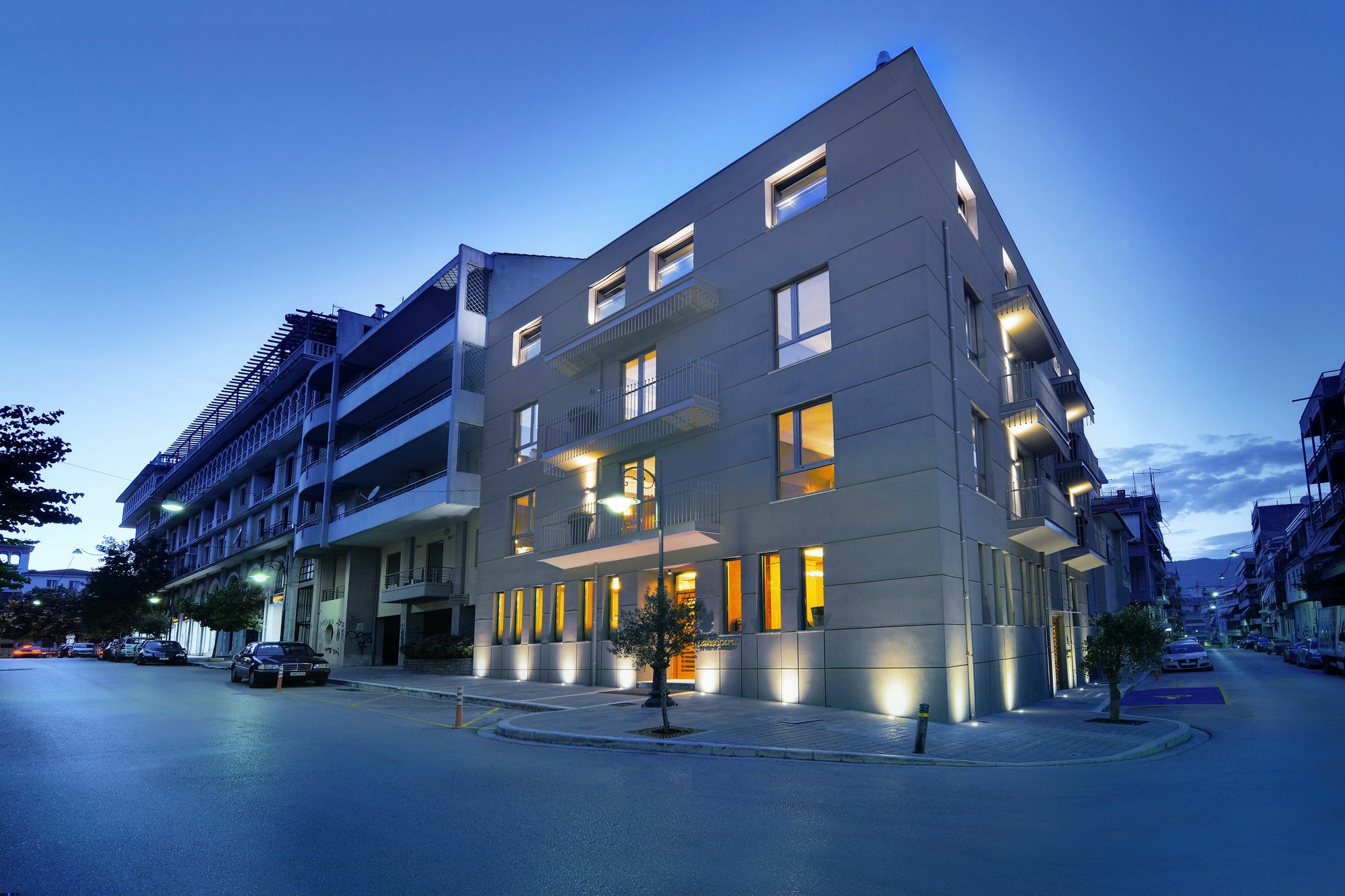 Lake Spirit Boutique Hotel & Spa อิโออันนินา ภายนอก รูปภาพ